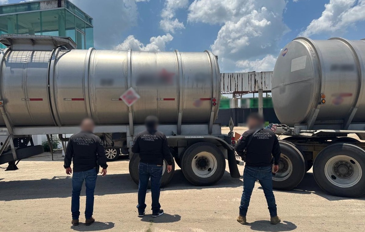 En la acción se aseguraron aproximadamente 504 mil 550 litros de hidrocarburo, tractocamiones, autotanques, pipas Y camionetas. | Especial