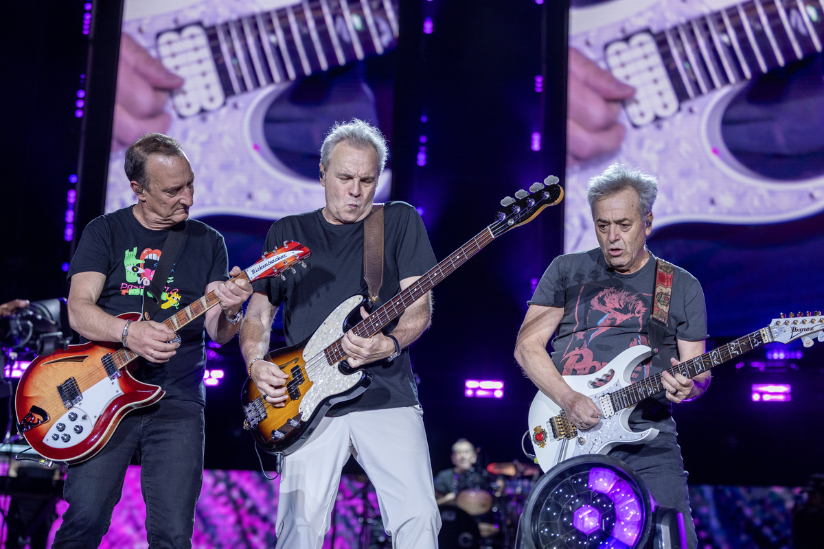 Hombres G protagonizan exitosa velada en el Estadio GNP Seguros / Lulú Urdapilleta / OCESA