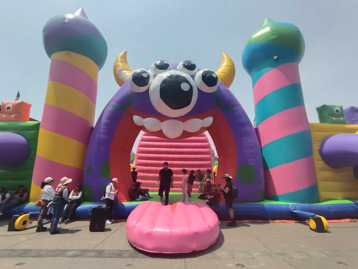 La fiesta de inflables para celebrar a los peques en su día / Adriana Jiménez
