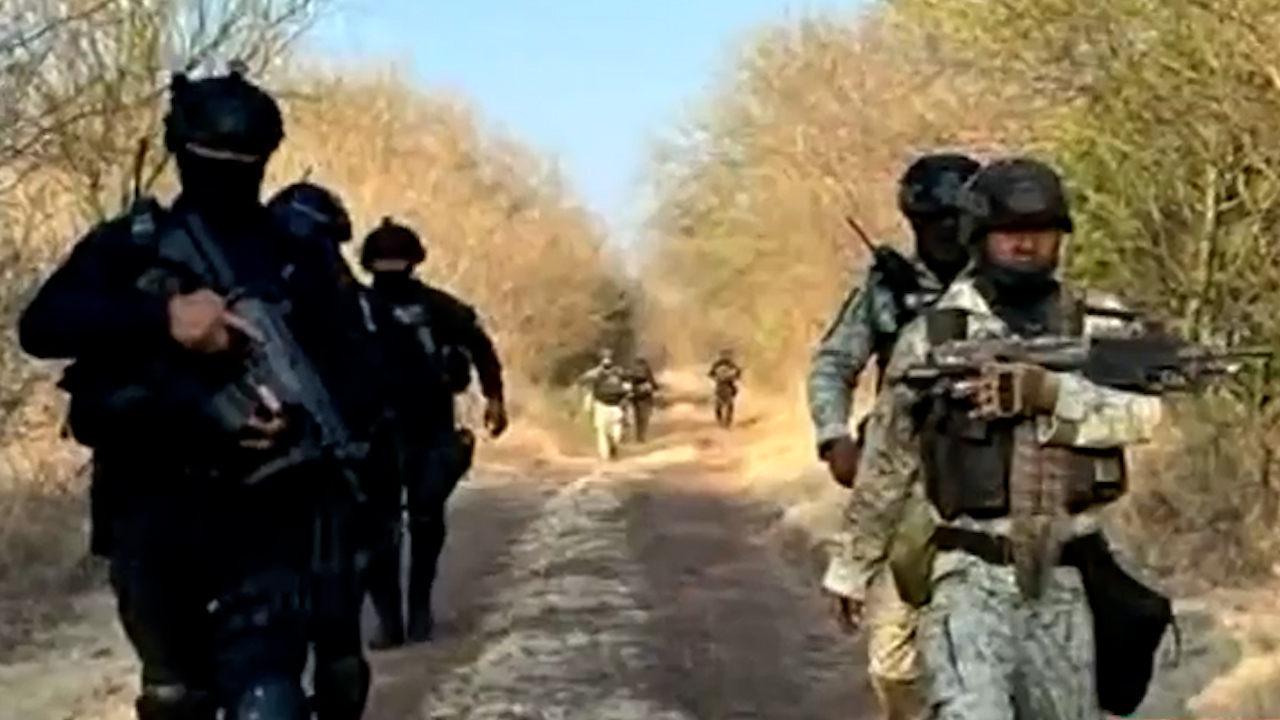 Fuerzas de seguridad abaten a 3 presuntos del crimen organizado en Apatzingan