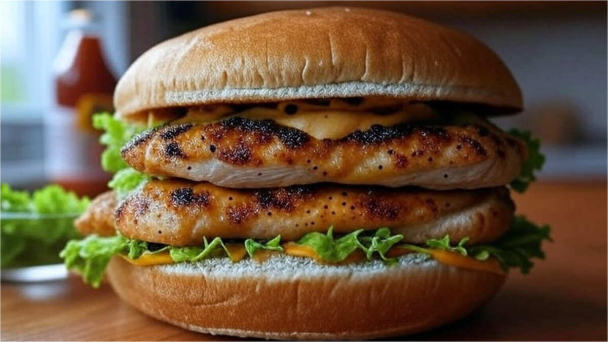 Así puedes preparar unas hamburguesas tipo KFC sin gastar mucho | Especial