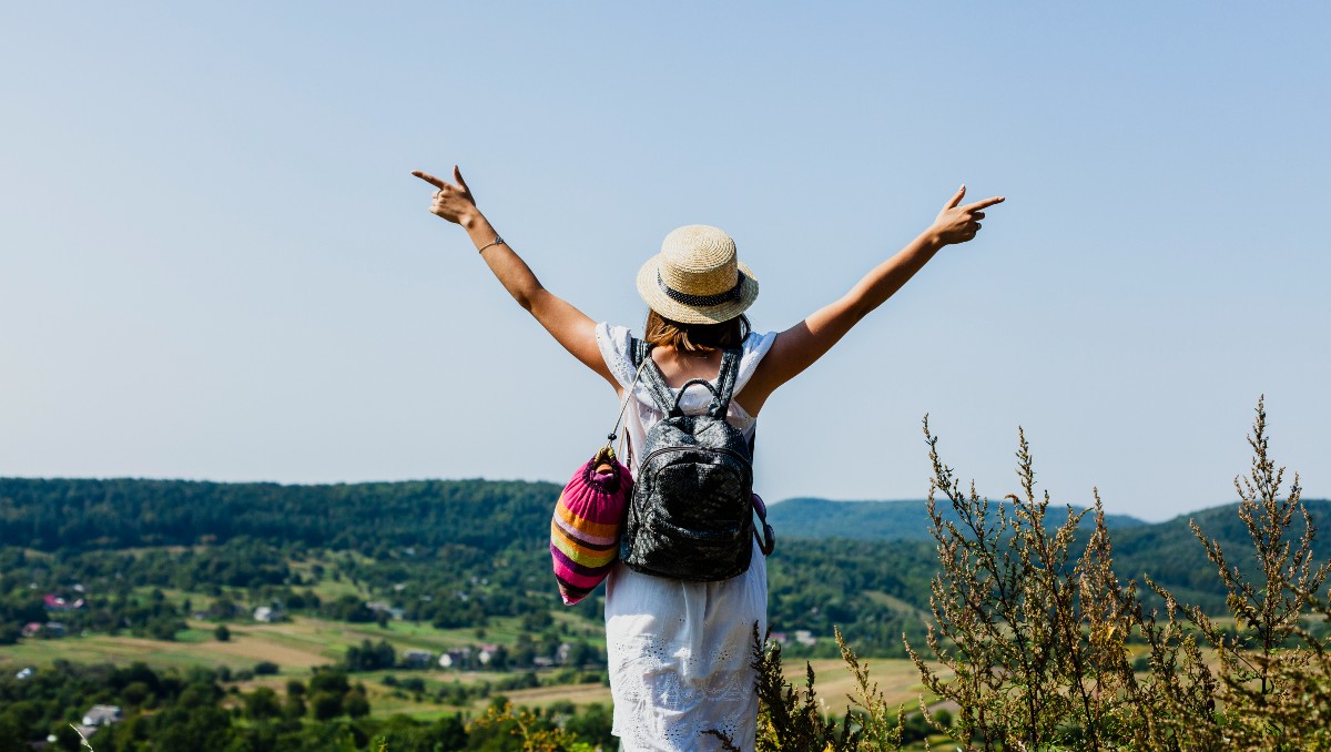 Viajar te puede hacer más feliz, esto revela la psicología sobre los cambios en tu vida | Especial