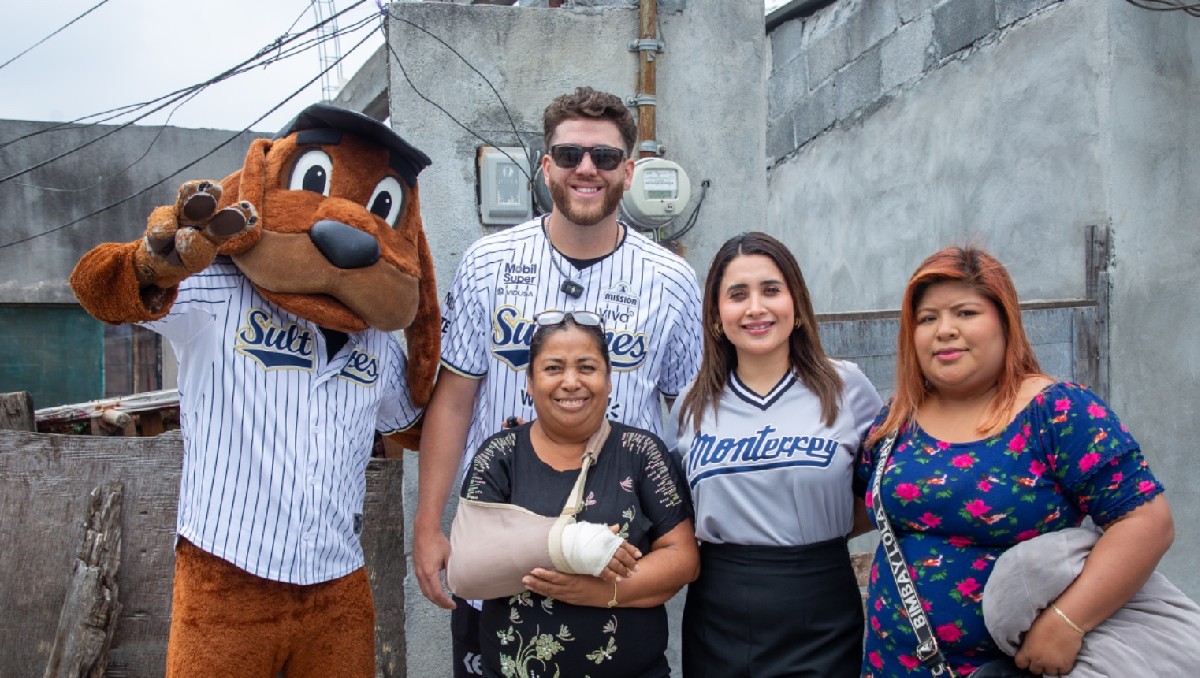 Laurita la Cartera, atendida en Swiss Hospital acompañada de Sultanes