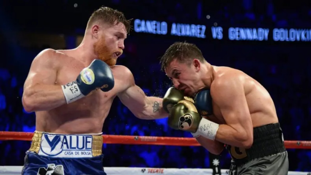 Canelo Álvarez  y una de las una de sus grandes rivalidades con Gennady Golovkin (Reuters)
