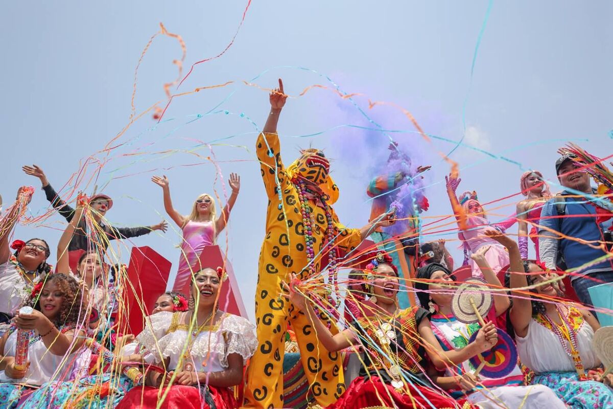 Desfile de Globos Gigantes en Acapulco 2025