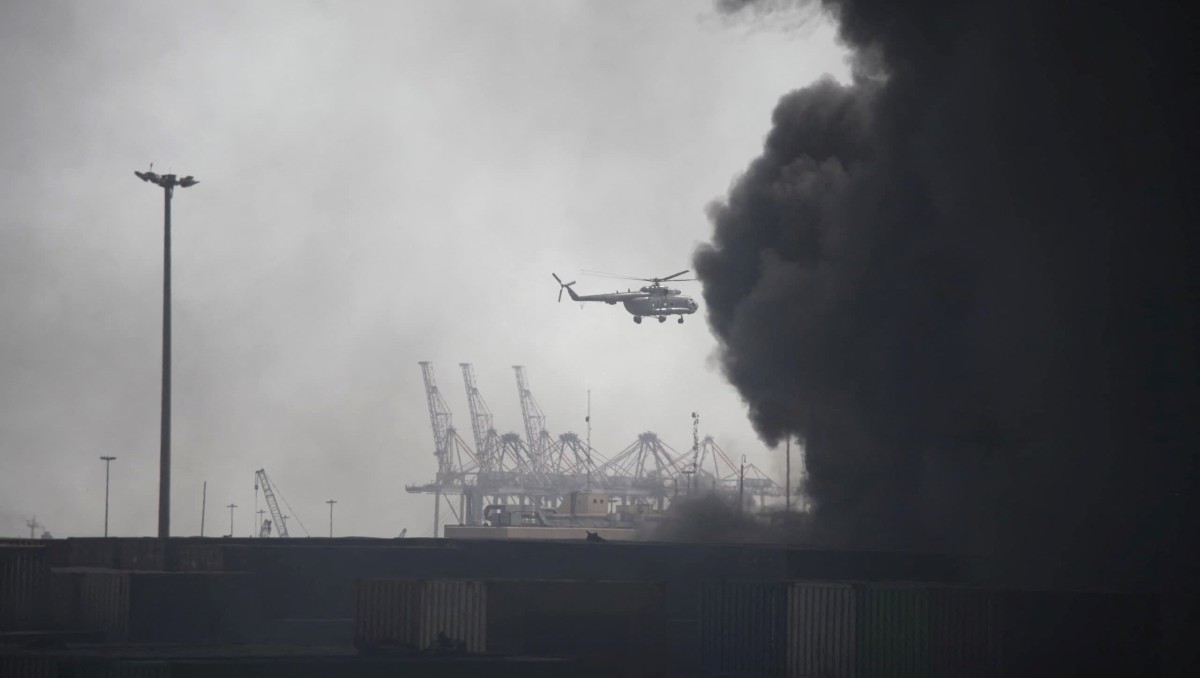 Sube a 40 el número de muertos por explosión en puerto de Irán