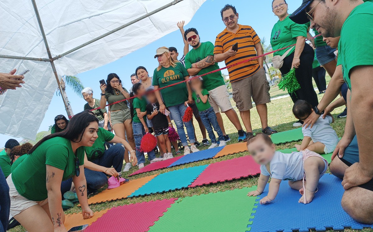 Con estas actividades ponen a prueba todo lo que han aprendido en sus clases de estimulación. | Fotos: Pablo Reyes
