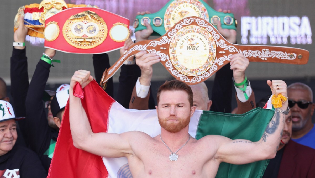'Canelo' Álvarez, por un nuevo reinado como campeón indiscutido de los supermedianos (AFP)