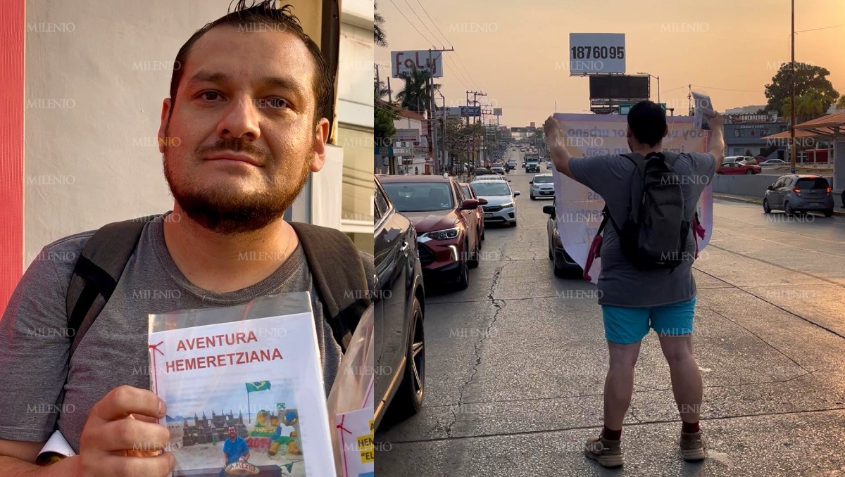 Carlos Iván Reyes viaja estado por estado vendiendo libros hechos a mano.
