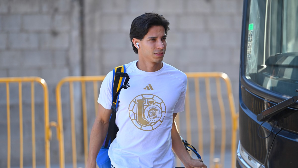 Diego Lainez entrena separado del equipo previo a duelo ante Cruz Azul en Concachampions (Imago7)