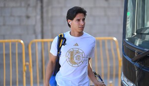 Diego Lainez entrena separado del equipo previo a duelo ante Cruz Azul en Concachampions.