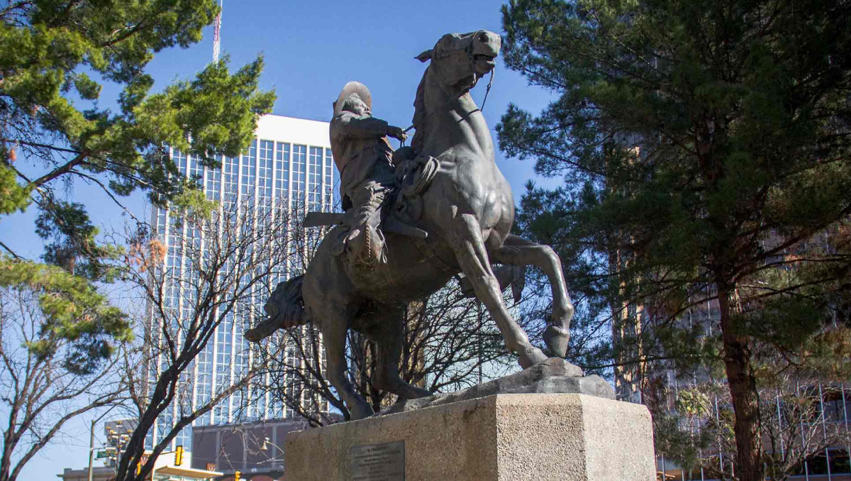 Estatua de Pancho Villa en EU | Arts Foundation for Tucson and Southern Arizona