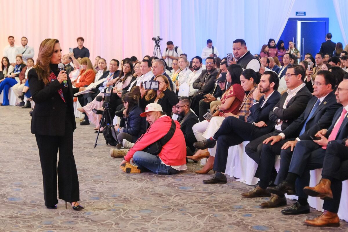 La gobernadora Mara Lezama se reunió con líderes en turismo. | Foto: Especial