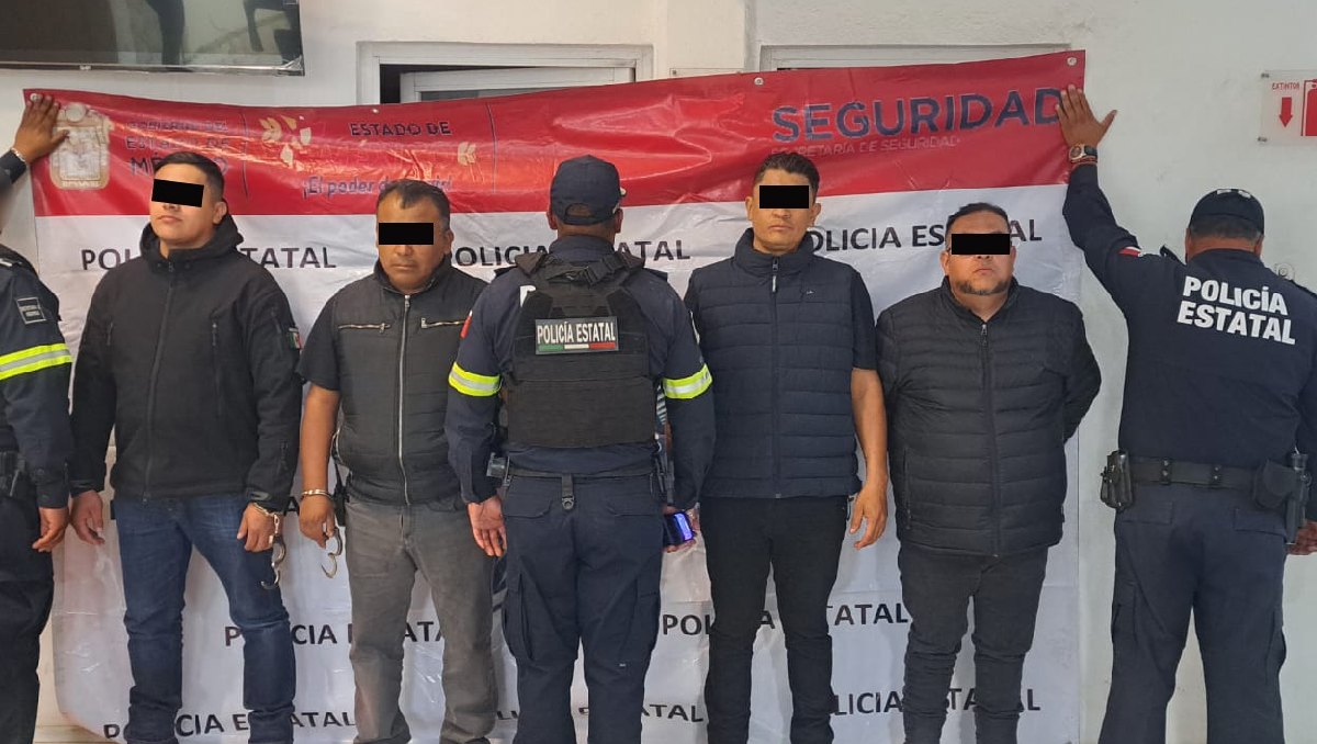 Cuatro hombres fuero detenidos por el delito de portación de arma de fuego en la México-Toluca. Foto: (Especial)