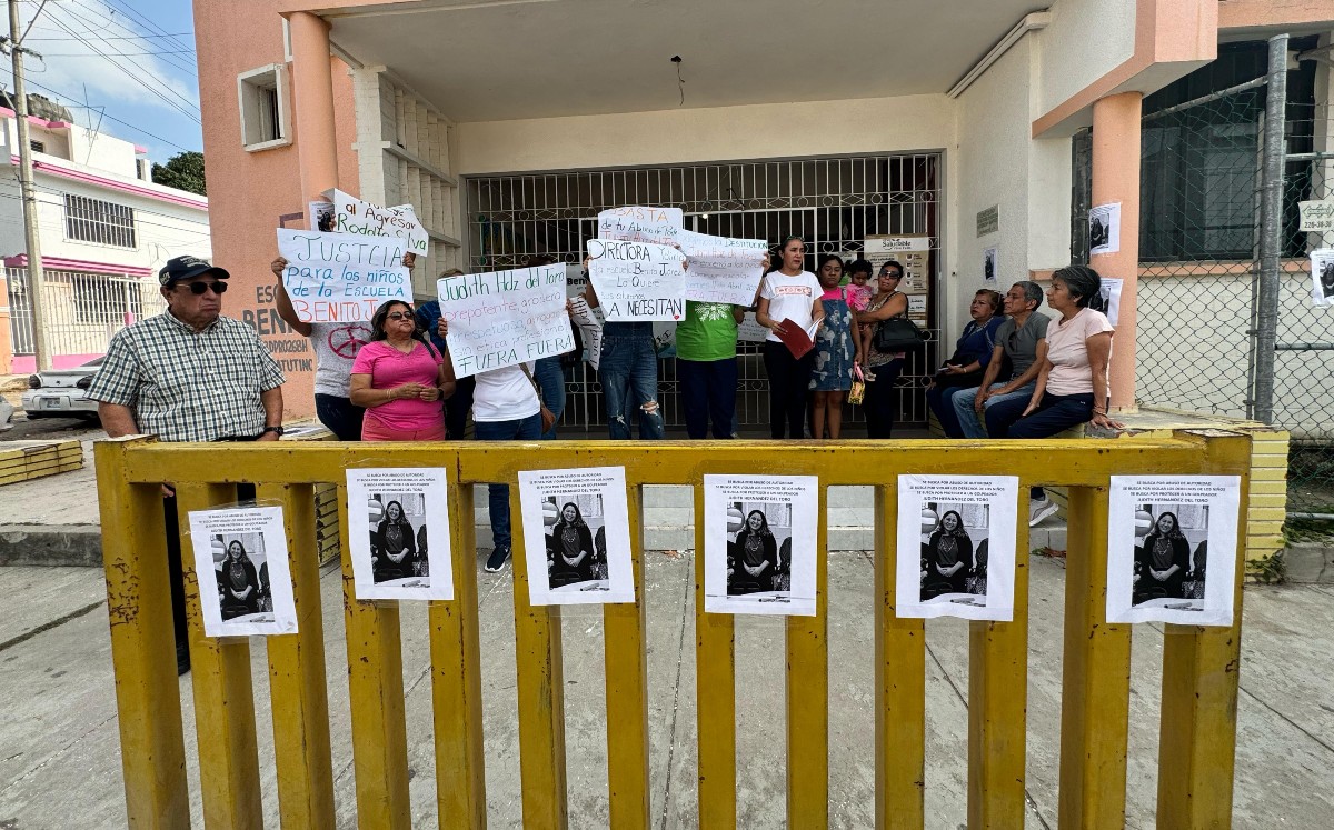 Una de las manifestantes, indicó que el movimiento es de carácter pacífico y que las clases no han sido suspendidas. |  Mario Juárez