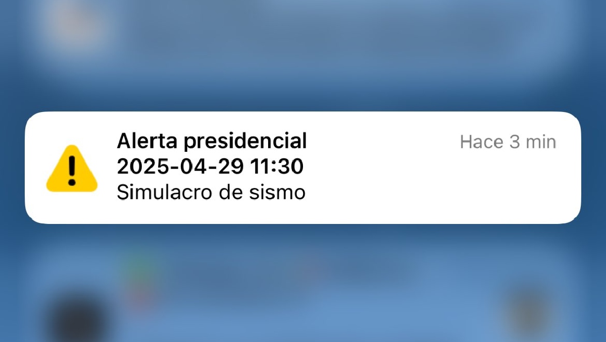 Los mensajes de alerta se enviaron a los celulares durante el simulacro. | Especial