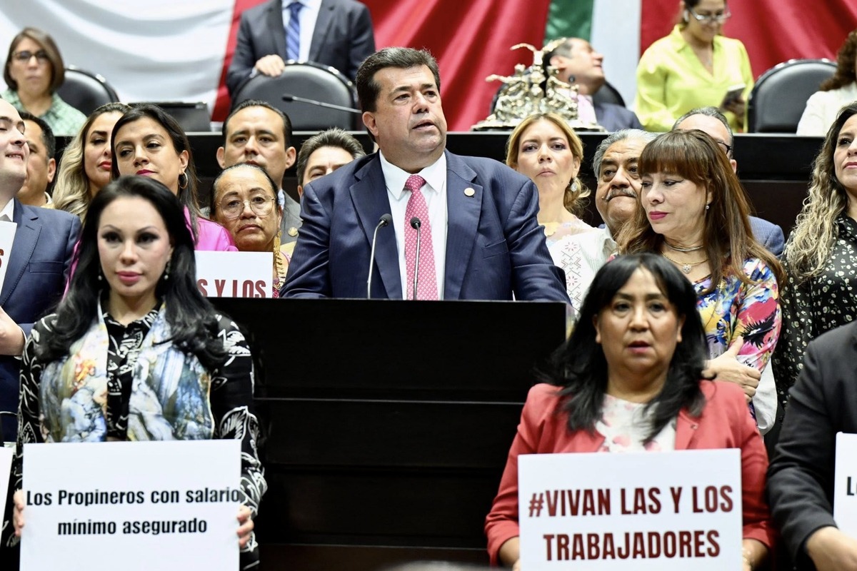 Pedro Haces es el autor de la iniciativa para proteger a la fuerza laboral. | Foto: Especial