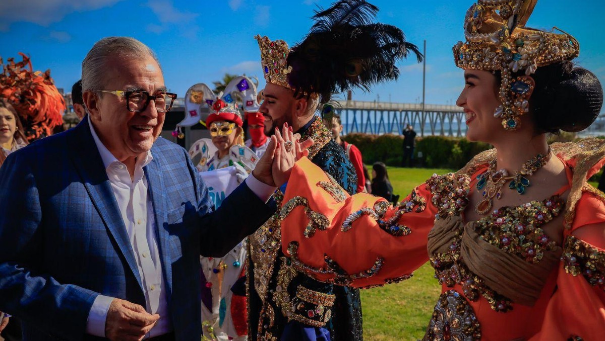 Rocha Moya destaca el auge turístico de Sinaloa en Baja California. | Cortesía