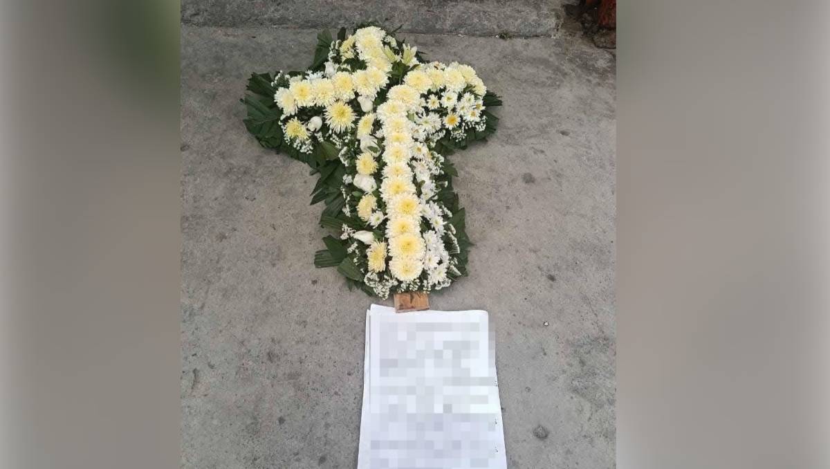 Detienen a tres personas por amenazar de muerte e intento de extorsión a locatarios de un mercado en Chalco. | Foto: Fernando Cruz