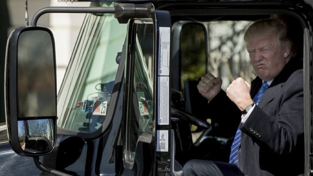 Donald Trump estableció el inglés como idioma oficial de Estados Unidos. | Especial
