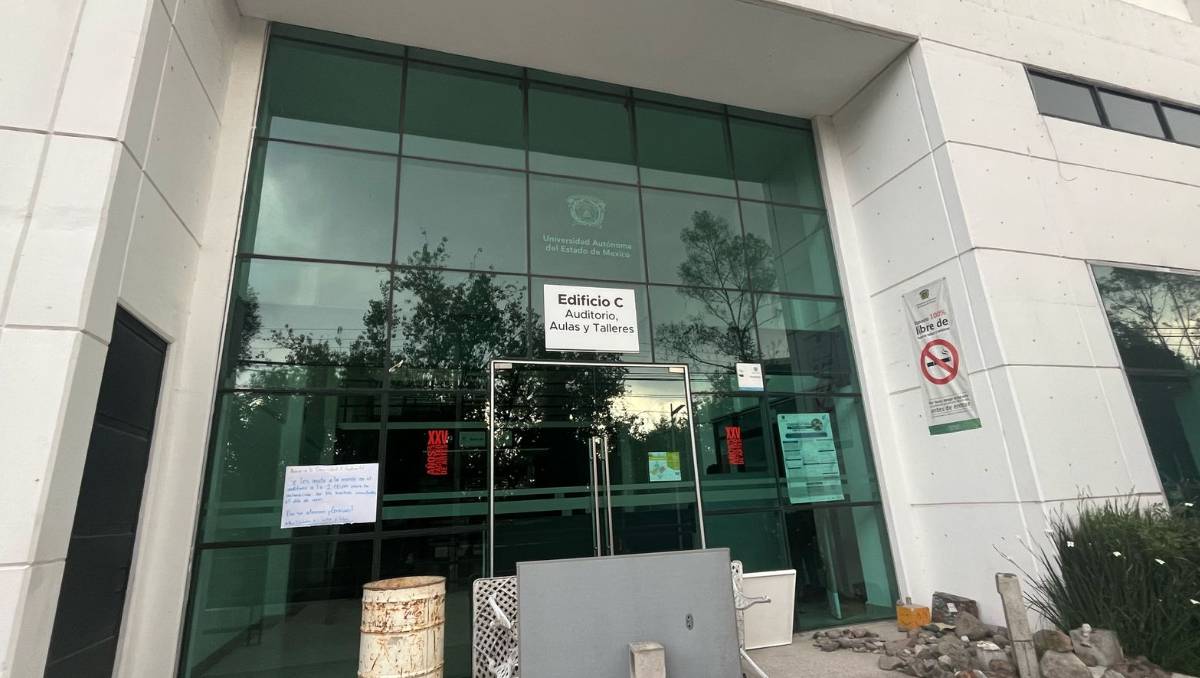 Facultad de Artes de la UAEMéx también determinó irse a paro. | Foto: Bernardo Jasso