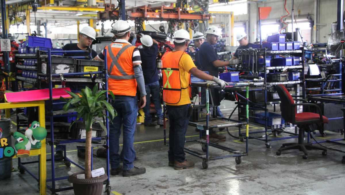 Manufactura. Leonel Rocha