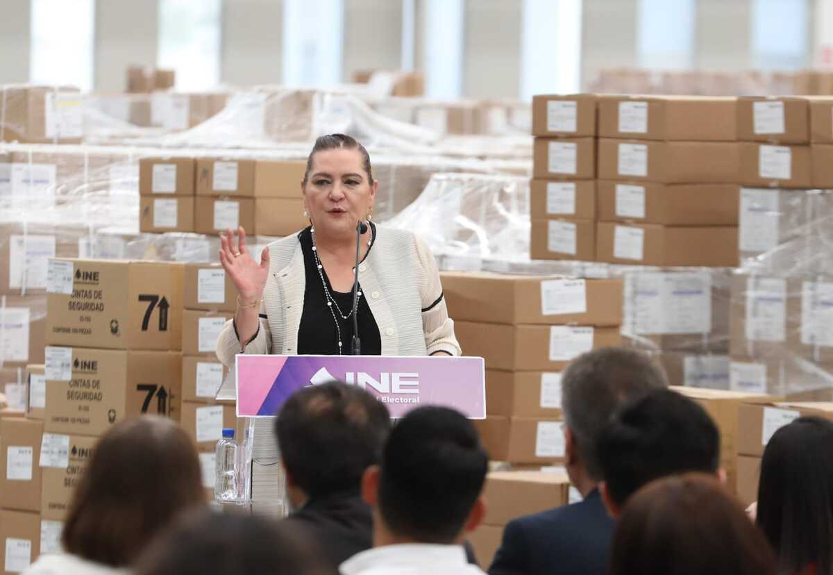 Taddei dio banderazo de salida a la distribución de boletas electorales. | Jesús Quintanar