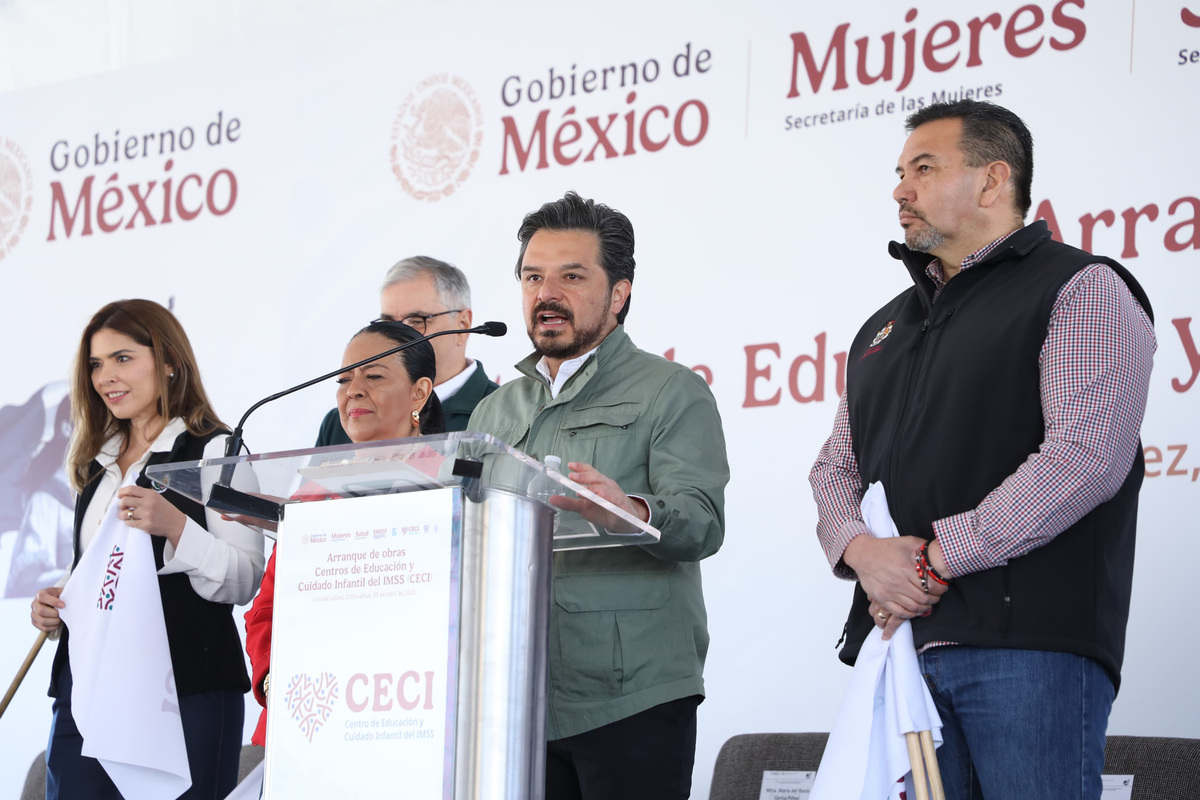 Zoé Robledo dio banderazo de colocación de primera piedra de los CECI en Ciudad Juárez | Especial