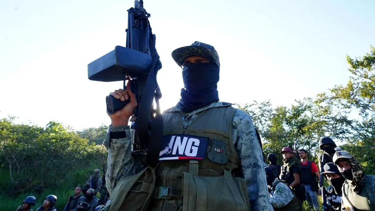 EU sanciona a tres mexicanos y dos empresas por vínculos con el CJNG