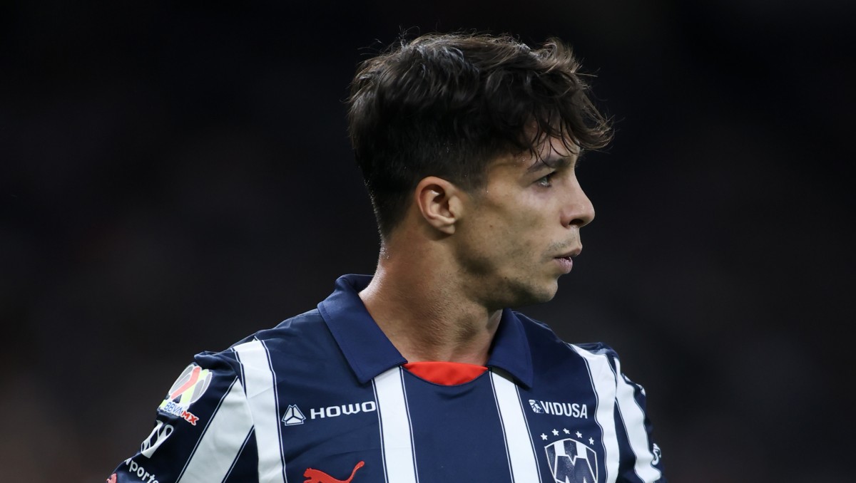 Oliver Torres se reincorpora a los entrenamientos de Rayados y podría jugar el Play In ante Pumas (Imago7)