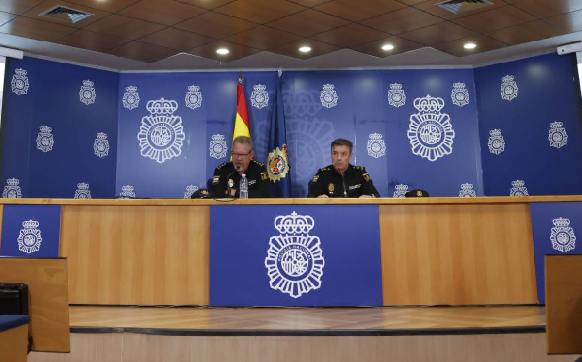 La Policía española colaboró con el FBI y el Salvador | Agencia EFE