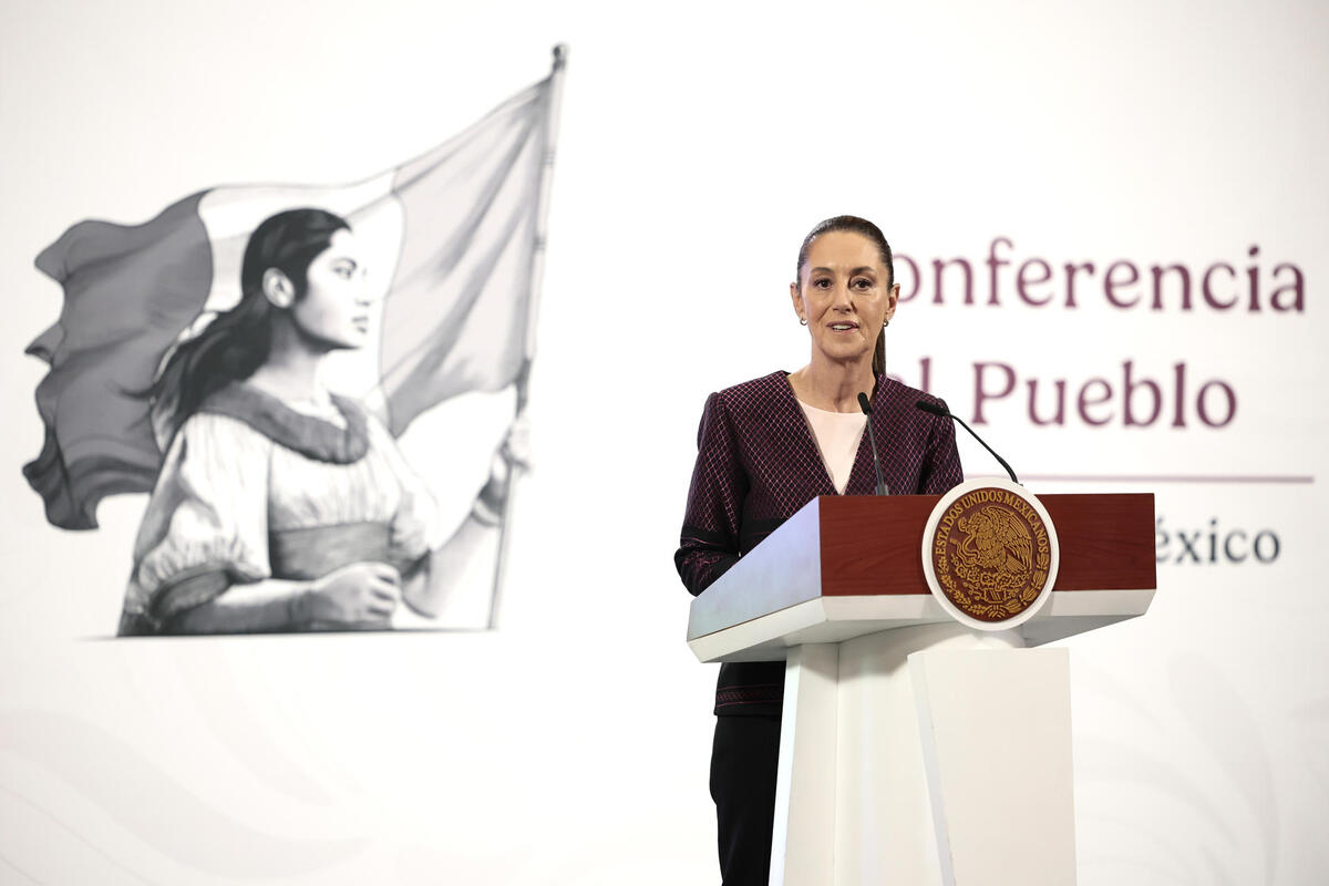Claudia Sheinbaum destaca Tianguis turístico 2025 | EFE