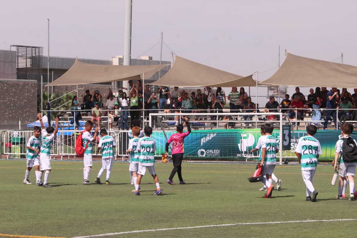 Se llevó a cabo la segunda jornada de la XIII Copa Internacional Santos Peñoles. (Roberto Amaya)