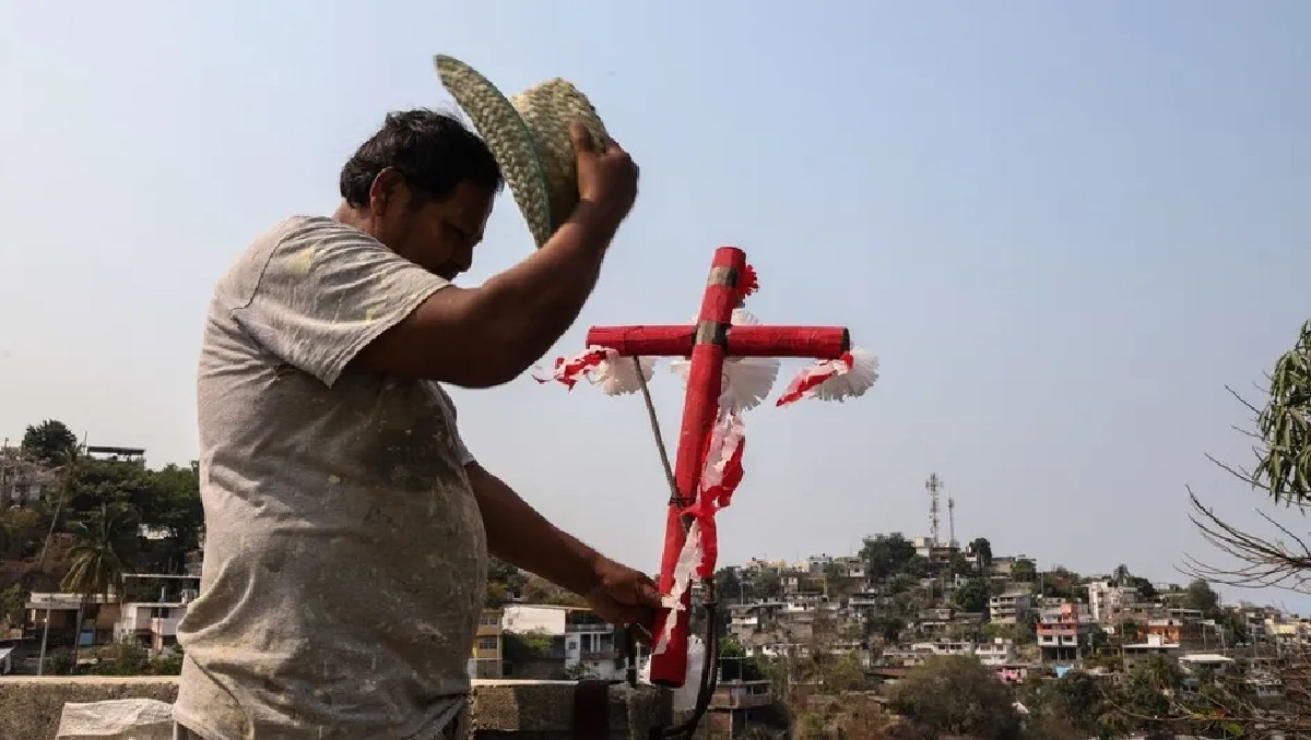 El Día de la Santa Cruz es una fecha importante para los albañiles en México | Especial