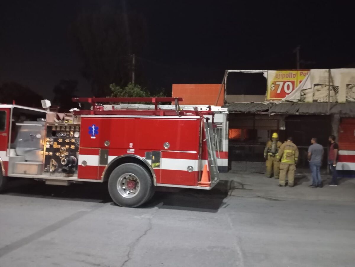 Incendio en local en Lerdo. | Especial