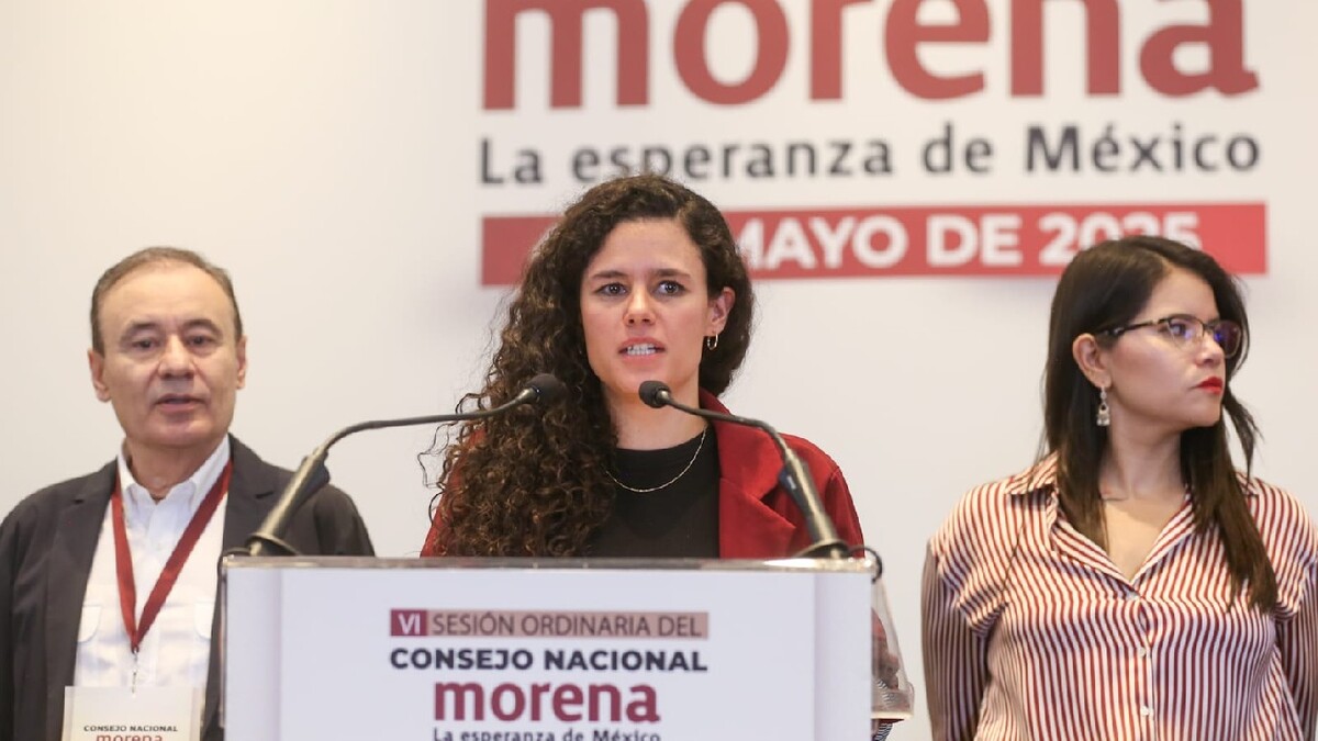 Luisa María Alcalde, dirigente nacional de Morena, durante el Consejo Nacional. | Araceli López