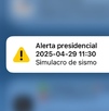 Los mensajes de alerta se enviaron a los celulares durante el simulacro. | Especial