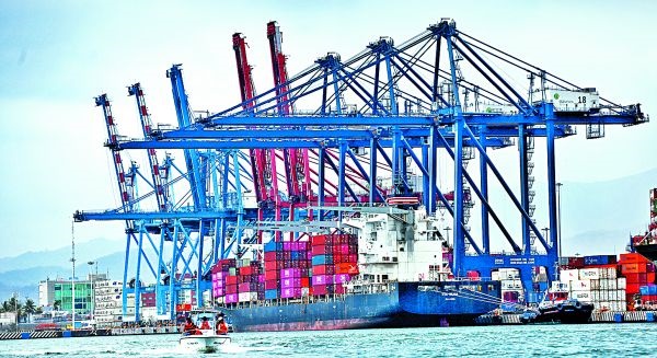 Se modificaron abruptamente el modelo de negocio consistente en recibir mercancía de procedencia china para ser reenviada a E. U. (Araceli Pérez)