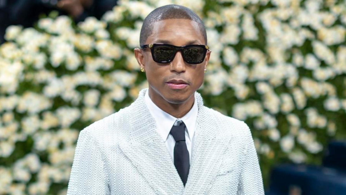 Pharrell Williams con su sorprendente  look en Met Gala 2025 | EFE
