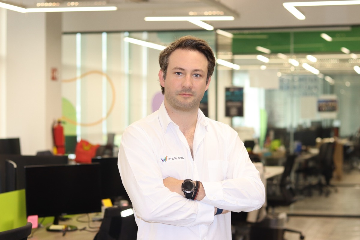 Raymundo Garza Belden asume como nuevo CEO de Envia.com para liderar con innovación y logística digital. (Cortesía)