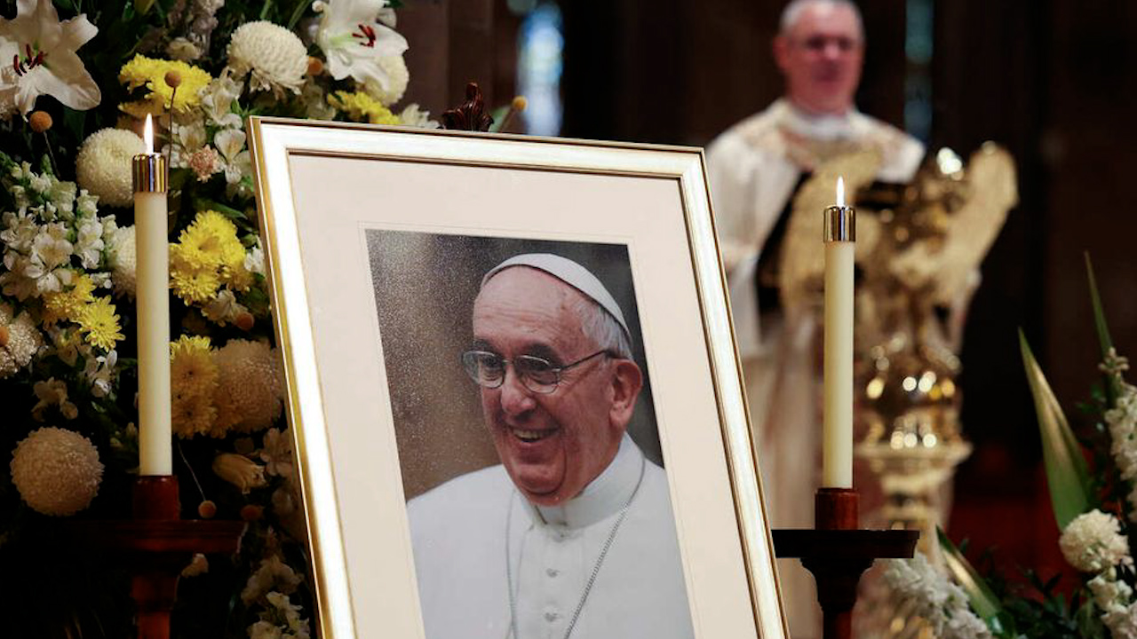 Anulan Anillo del Pescador y sello del Papa Francisco previo al cónclave
