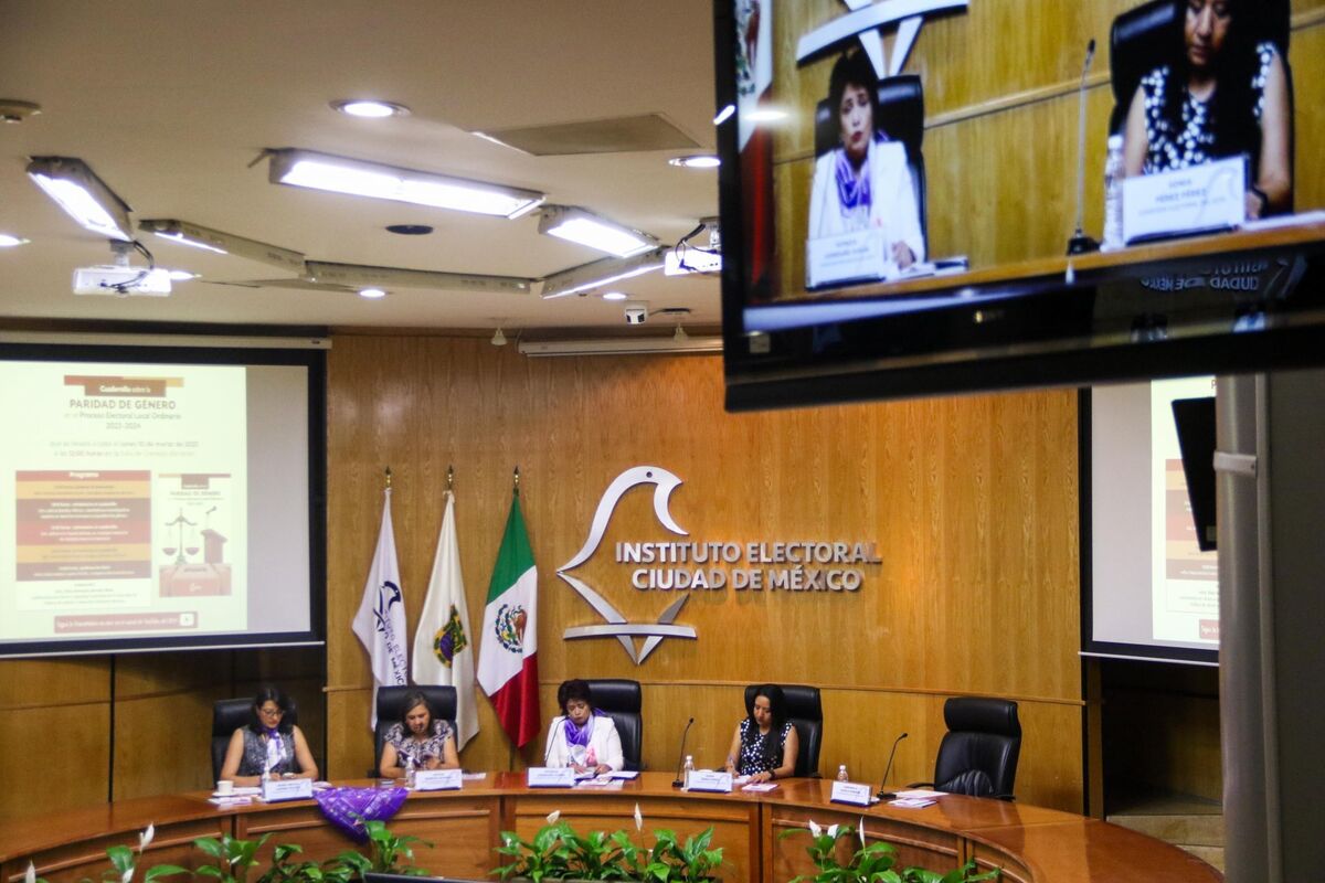 Los foros de debate tuvieron el 68% de participación de los candidatos judiciales en CdMx, informó IECM. | Cuartoscuro