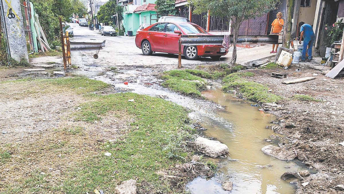 Habitantes de la zona relataron que viven día a día entre olores y enfermedades. Eduardo Mendieta