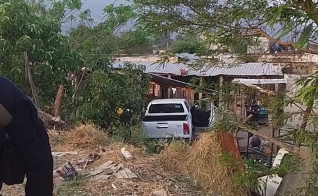 No se reportaron heridos tras el impacto contra la vivienda
