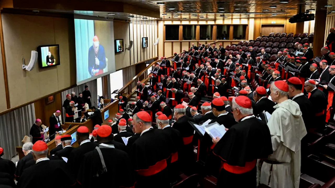 Previo al cónclave, cardenales publican declaración pidiendo paz en el mundo