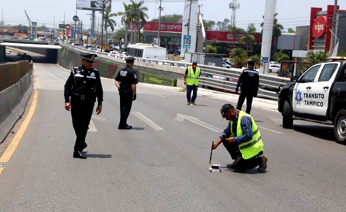 Instalarán mas reductores de velocidad distribuidor del aeropuerto Tampico. (Yazmín Sánchez)