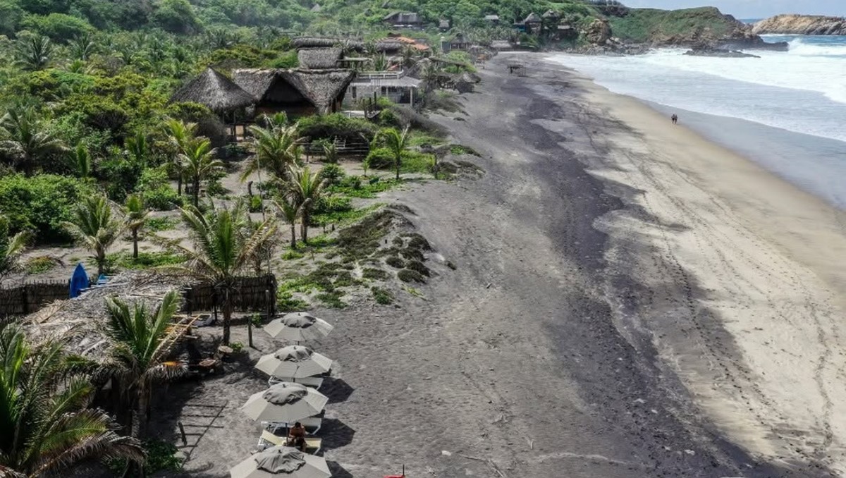 En México hay playas con arena negra que asombran la vista y deslumbran | Hotel Arena Negra