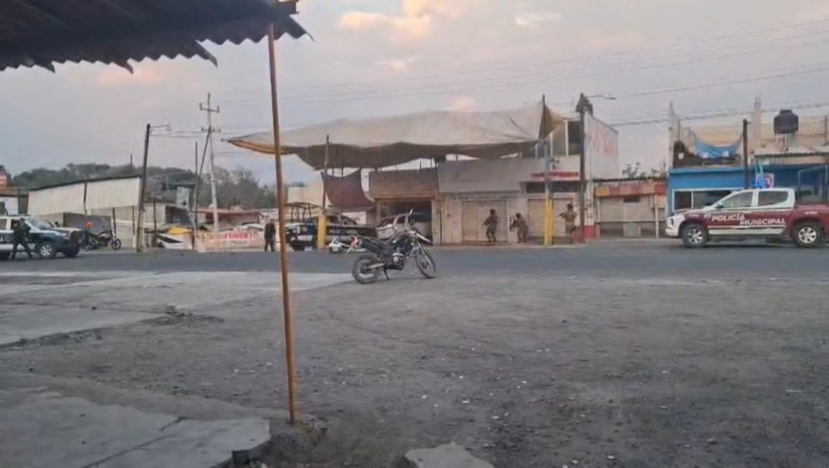 Persecución y balacera deja lesionados en Texmelucan, Puebla | Especial