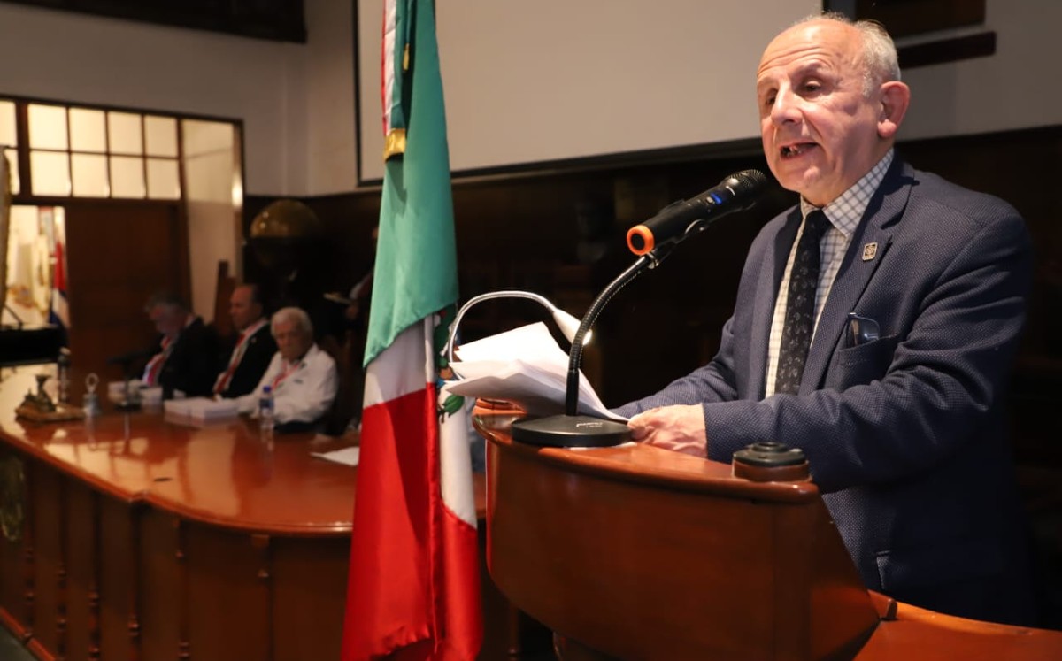 La Sociedad Mexicana de Geografía y Estadística entregó la Medalla de Honor Valentín Gómez Farías. FOTO: Jesús Quintanar