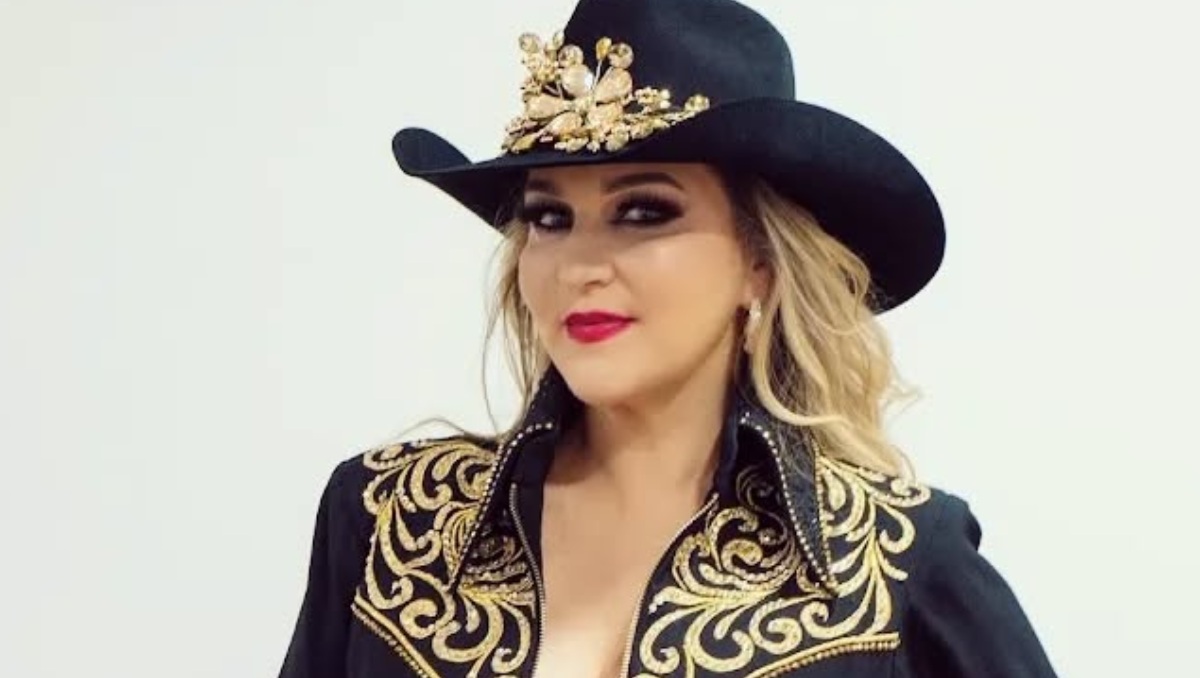 Alicia Villarreal lanza comunicado tras desplome de escenario previo a su show en GAM | Especial